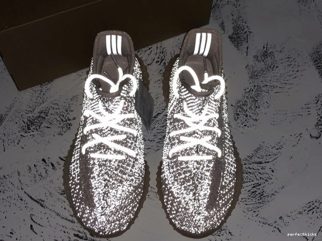 Adidas Yeezy V2 Boost FV5666 Synth Reflective 350 0715
